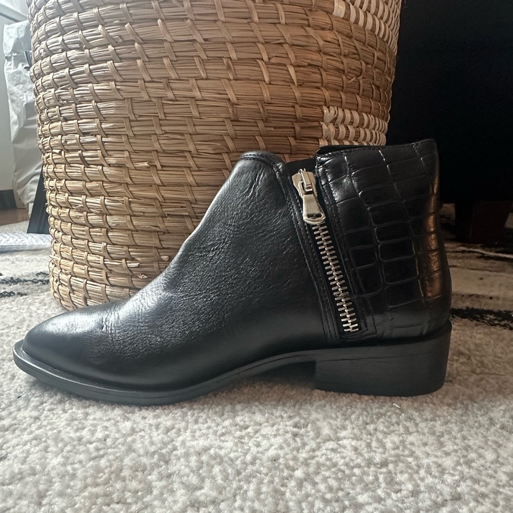 Steven by Steve Madden leather Hickory boots 8.5